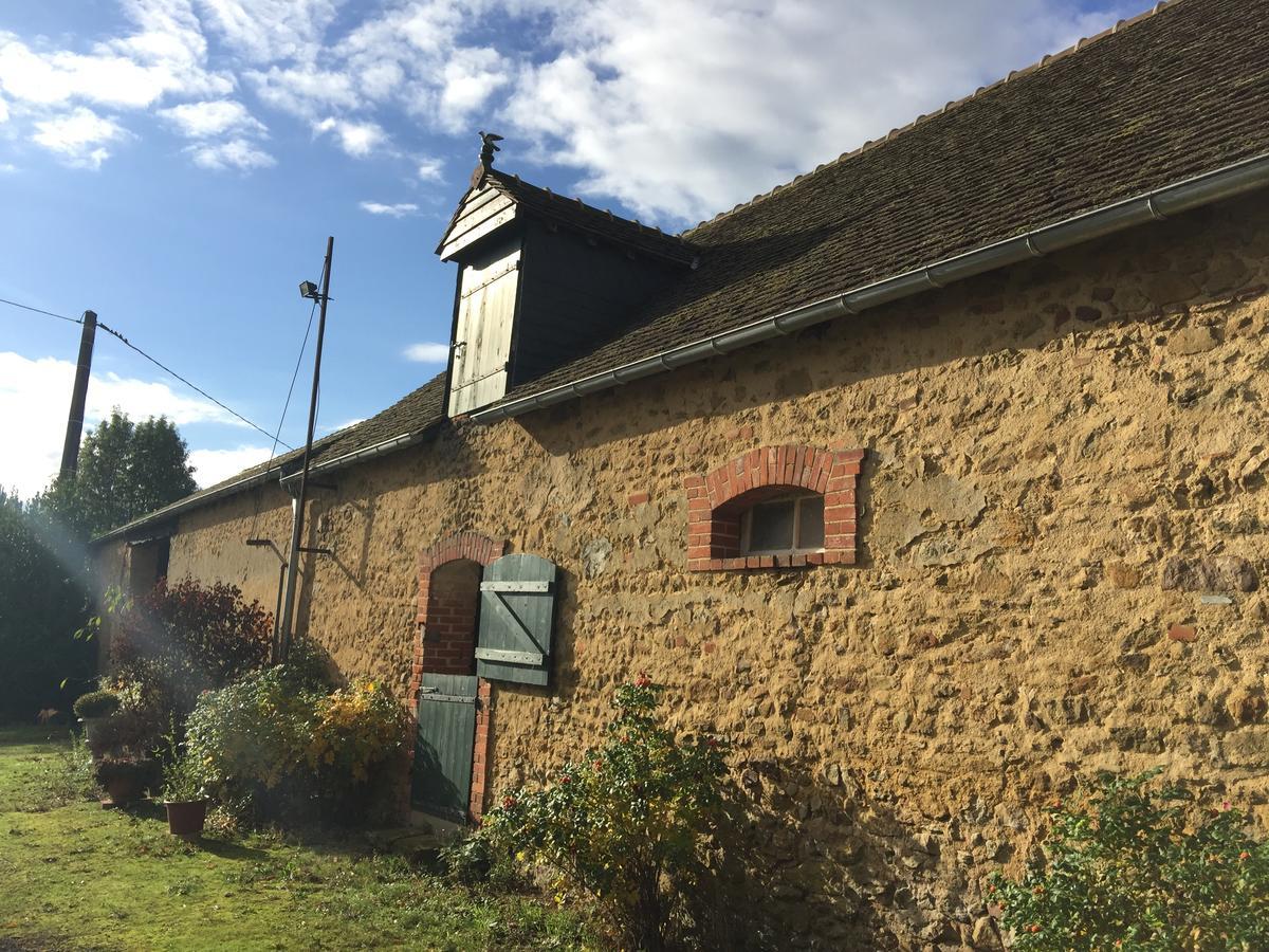 Chambres dans le gîte Rêves de Gamins, proche du pôle Européen et du circuit des 24h Sargé Les Le Mans Extérieur photo