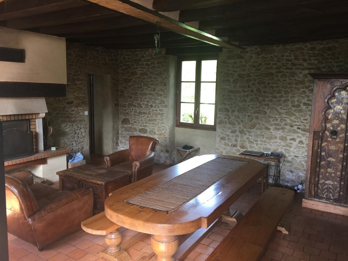 Chambres dans le gîte Rêves de Gamins, proche du pôle Européen et du circuit des 24h Sargé Les Le Mans Extérieur photo